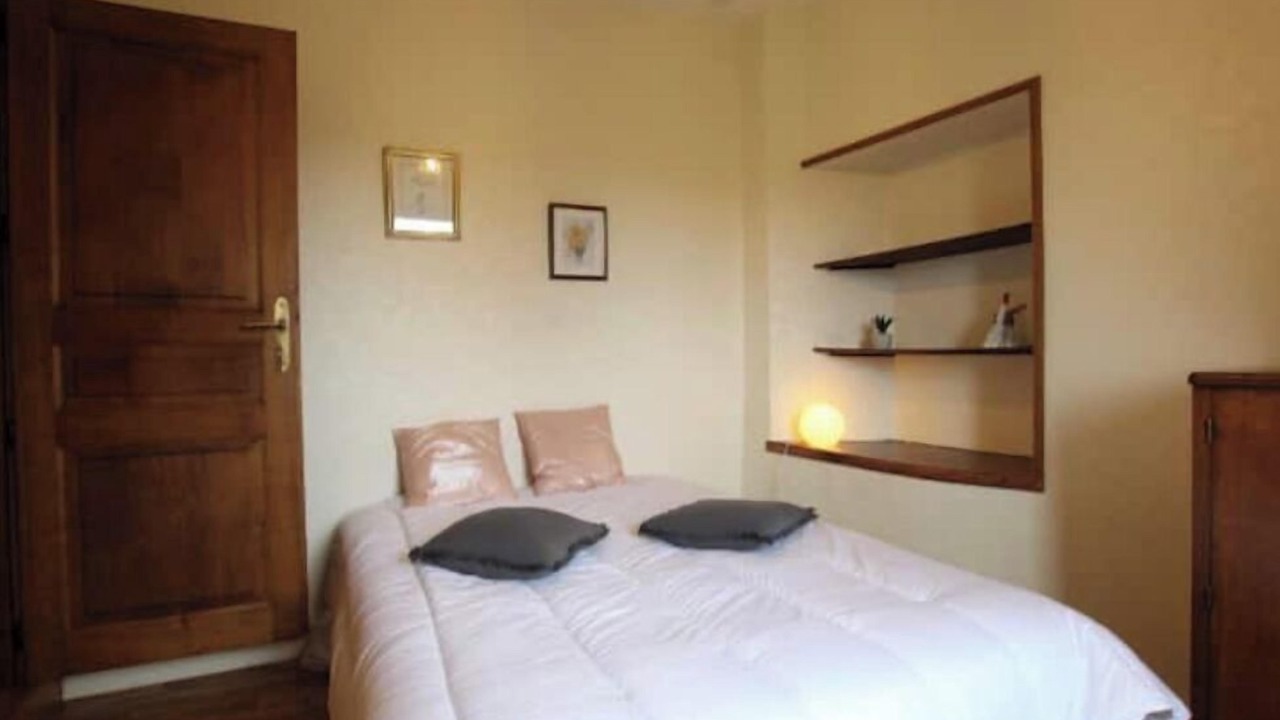 Photo of Bedroom in Les Moutiers-en-Cinglais