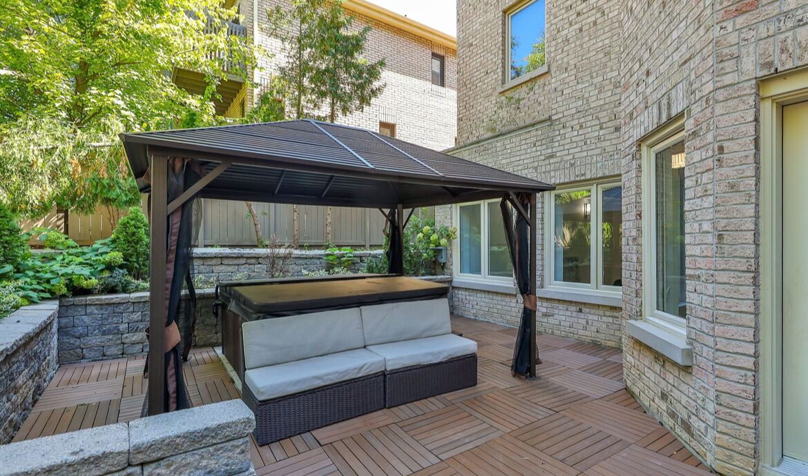 Photo of Patio Balcony in North York