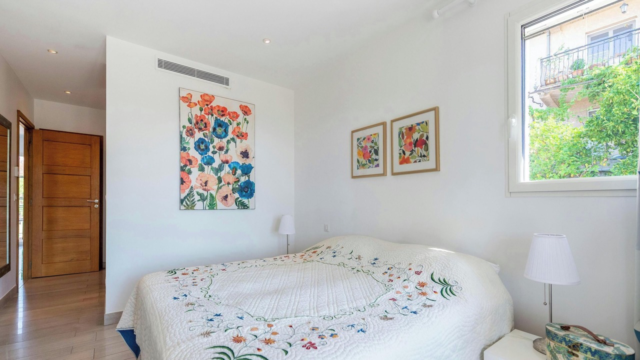 Photo of Bedroom in Montaleigne