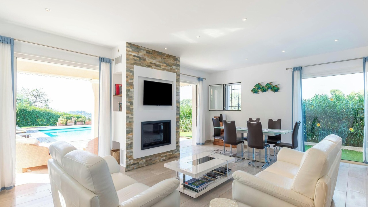 Photo of Livingroom in Montaleigne