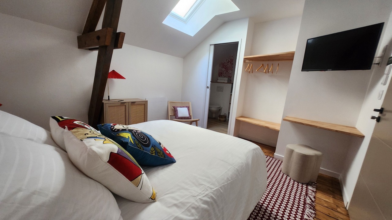 Photo of Bedroom in Centre-ville rive gauche