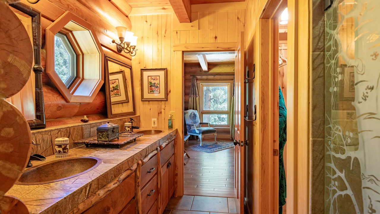 Photo of Bathroom in Archuleta County