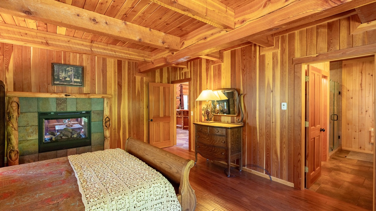 Photo of Bedroom in Archuleta County