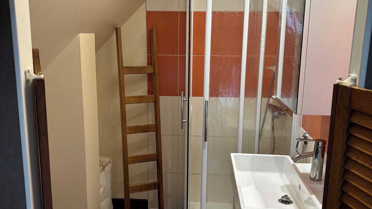 Photo of Bathroom in Chemilly-sur-Yonne