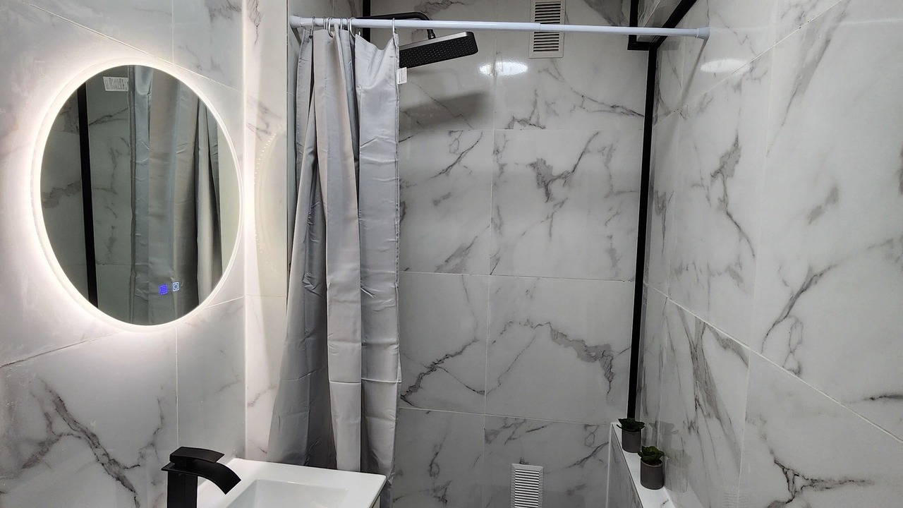 Photo of Bathroom in Saint-Andre-lez-Lille