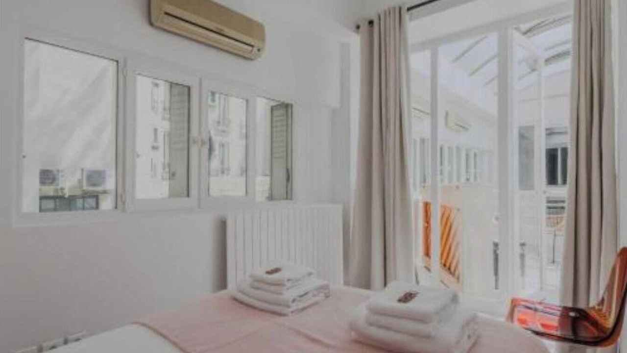 Photo of Bedroom in Grenelle