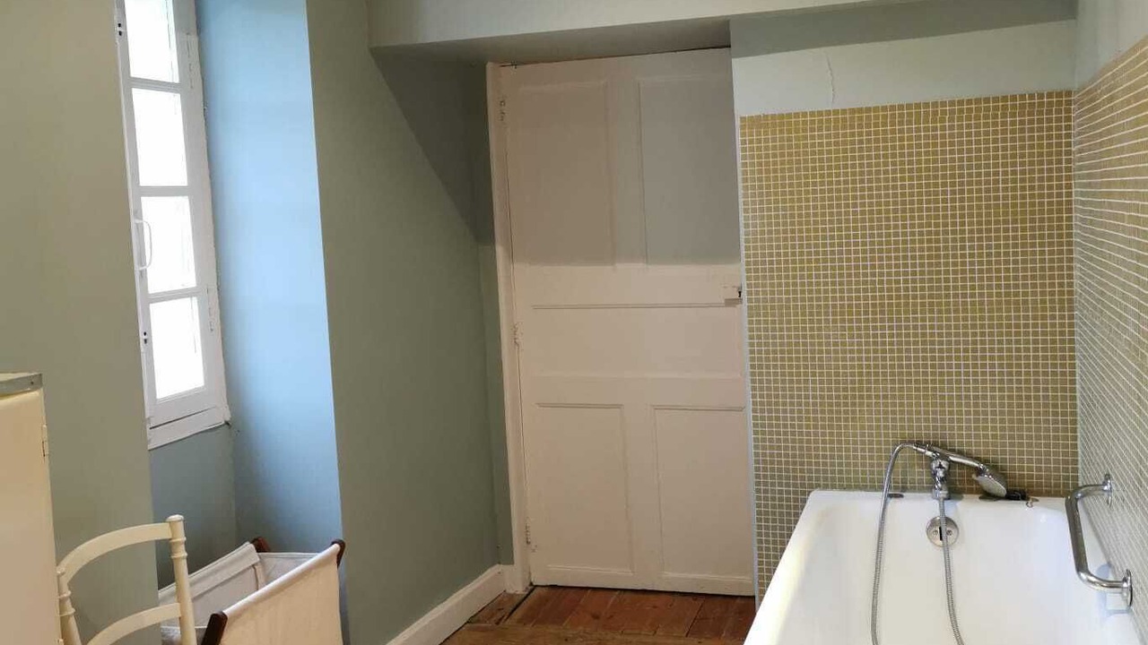Photo of Bathroom in Montpezat-de-Quercy