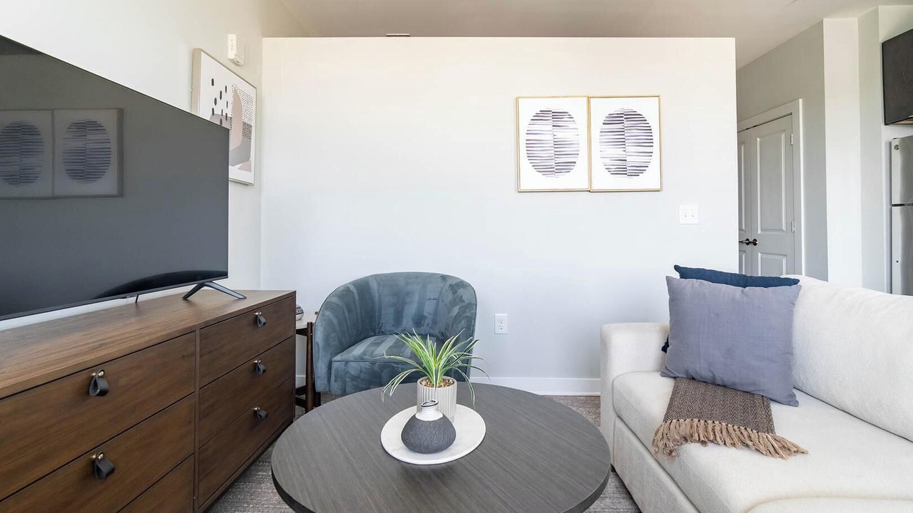 Photo of Livingroom in Downtown