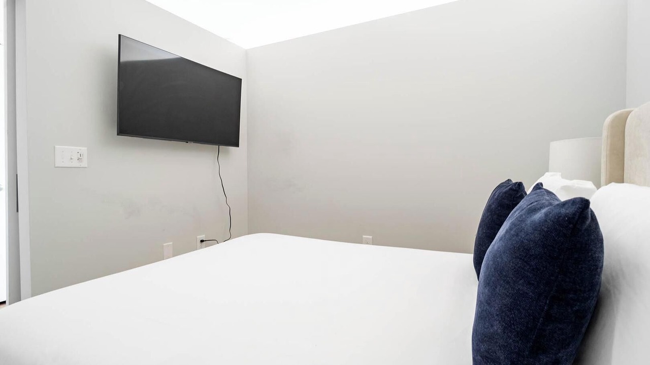 Photo of Bedroom in Downtown