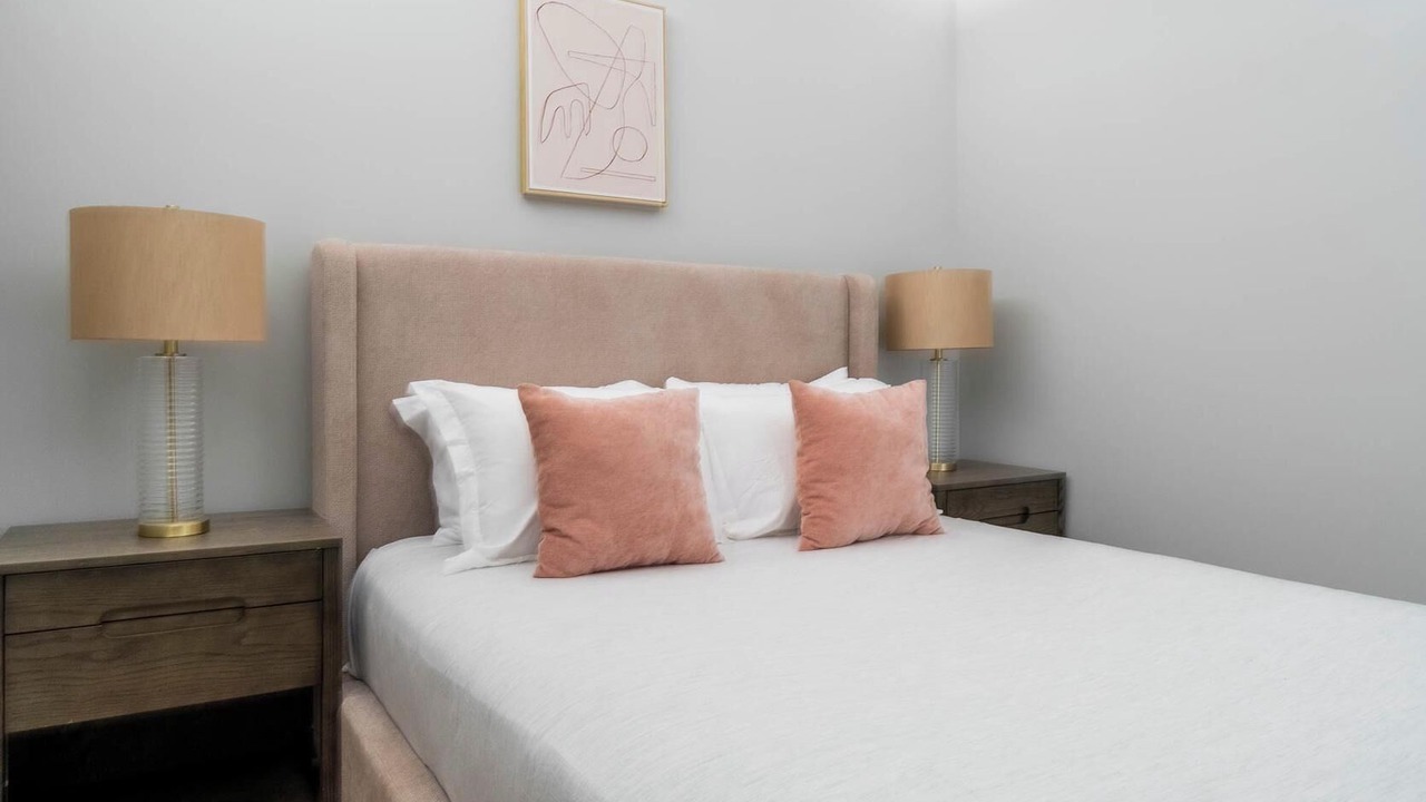 Photo of Bedroom in Downtown