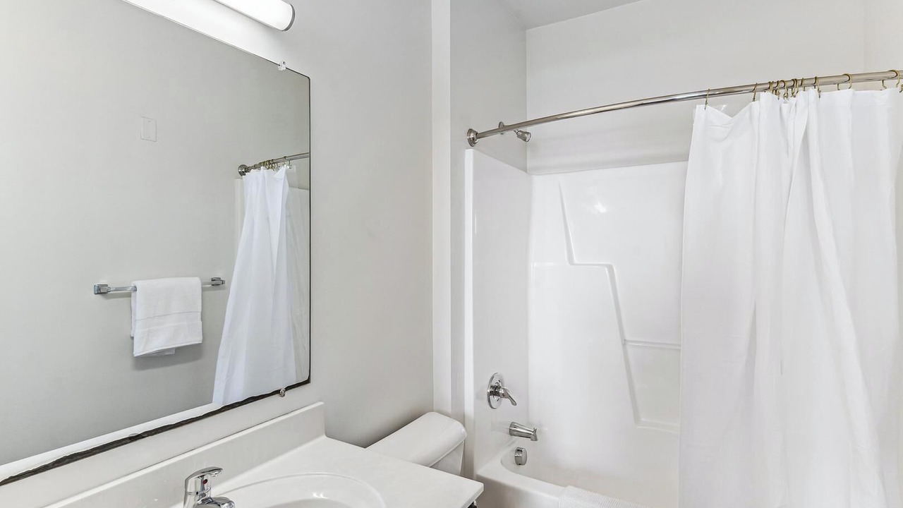 Photo of Bathroom in Eden
