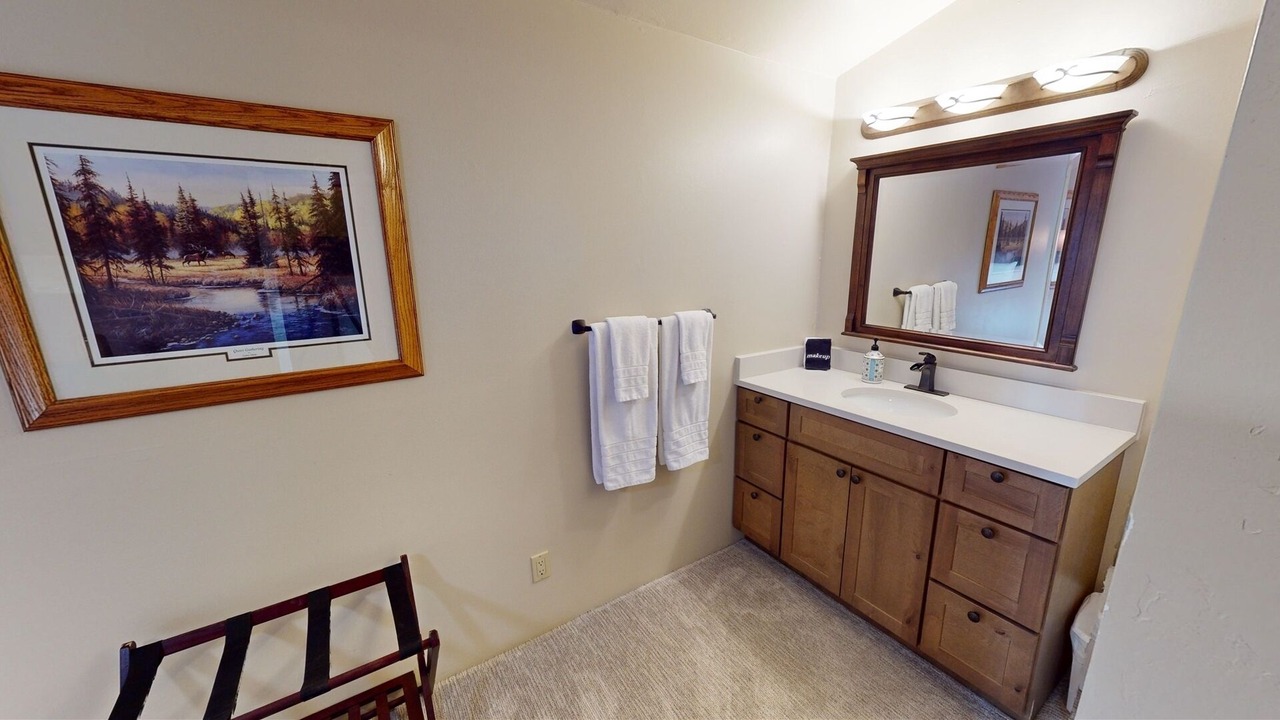 Photo of Bathroom in Whitepine