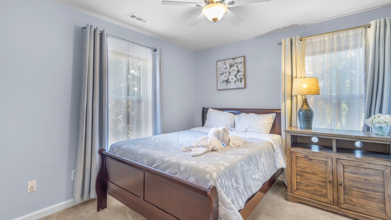 Photo of Bedroom in East Ocean View