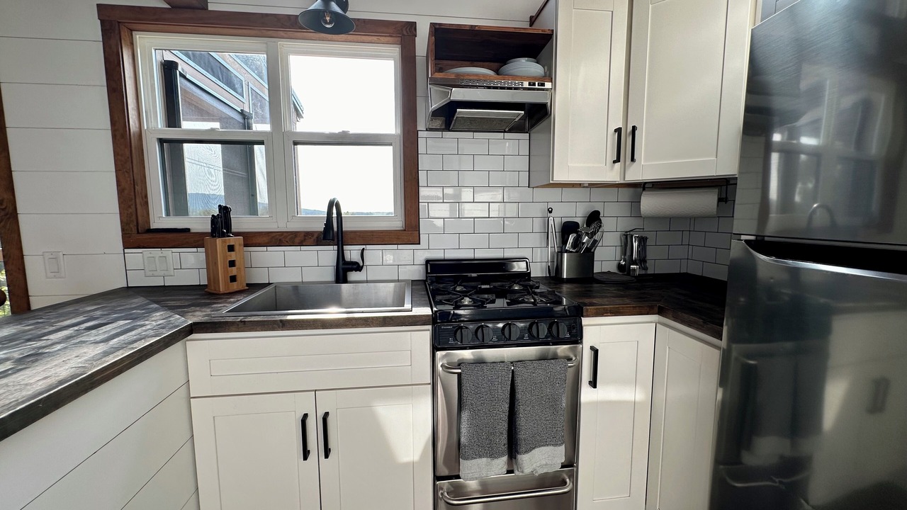 Photo of Kitchen in Shipman