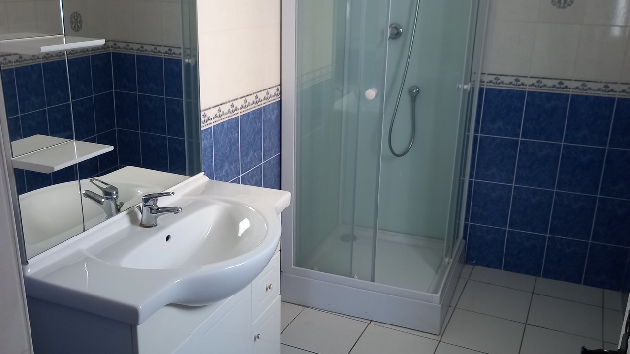 Photo of Bathroom in Bercheres-les-Pierres