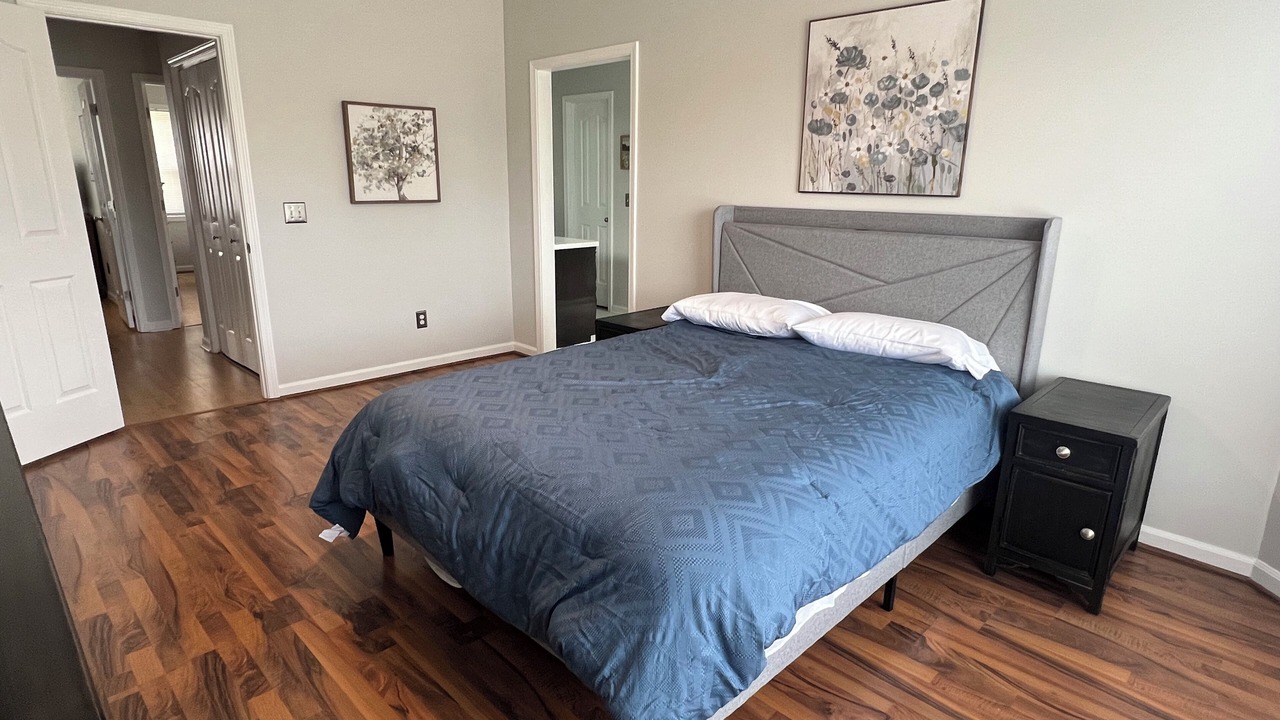 Photo of Bedroom in Oak Grove