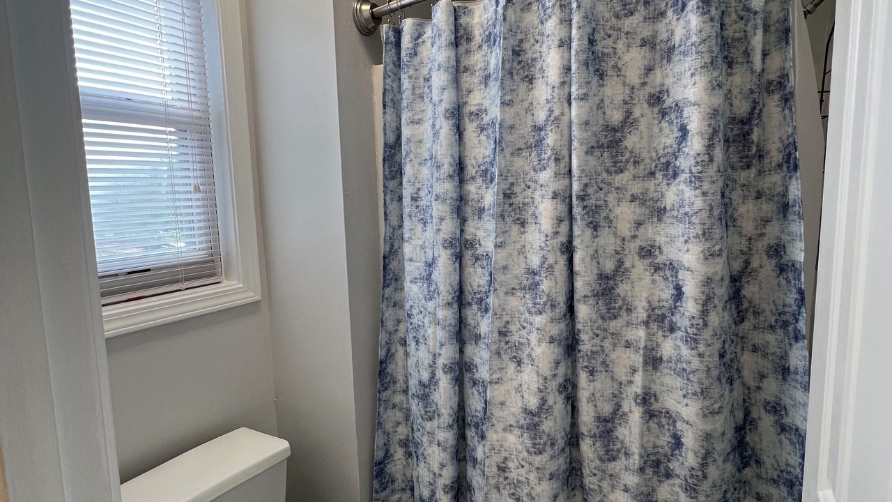 Photo of Bathroom in Oak Grove