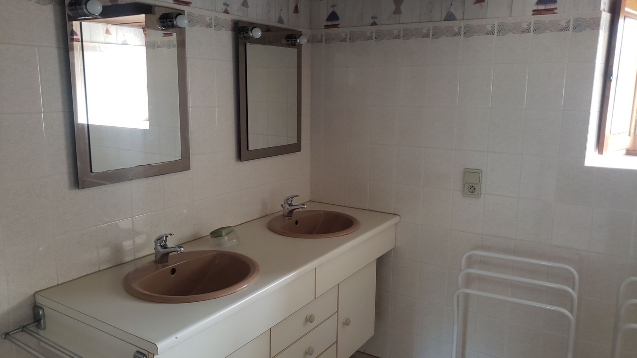 Photo of Bathroom in Baguer-Pican