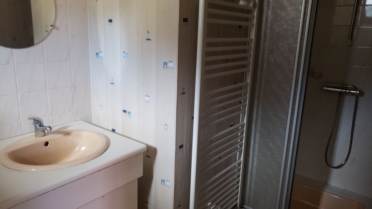 Photo of Bathroom in Baguer-Pican