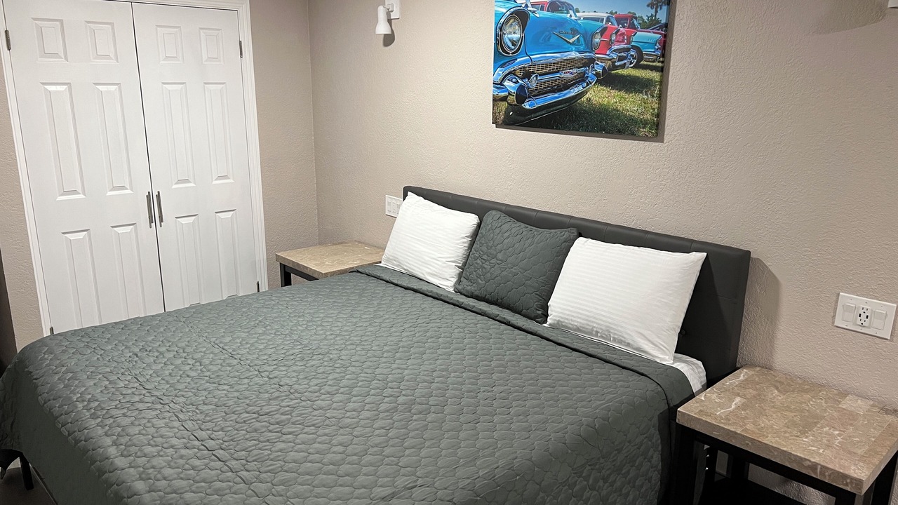 Photo of Bedroom in Greenacres