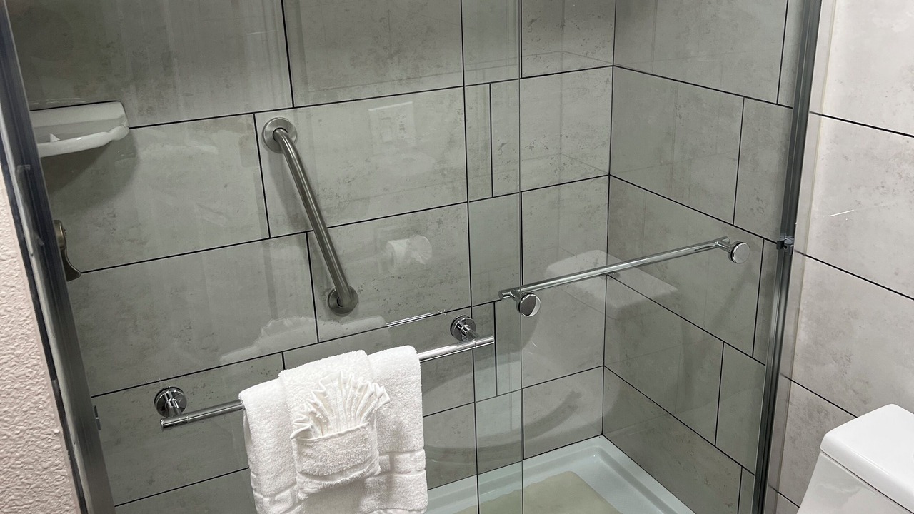 Photo of Bathroom in Greenacres
