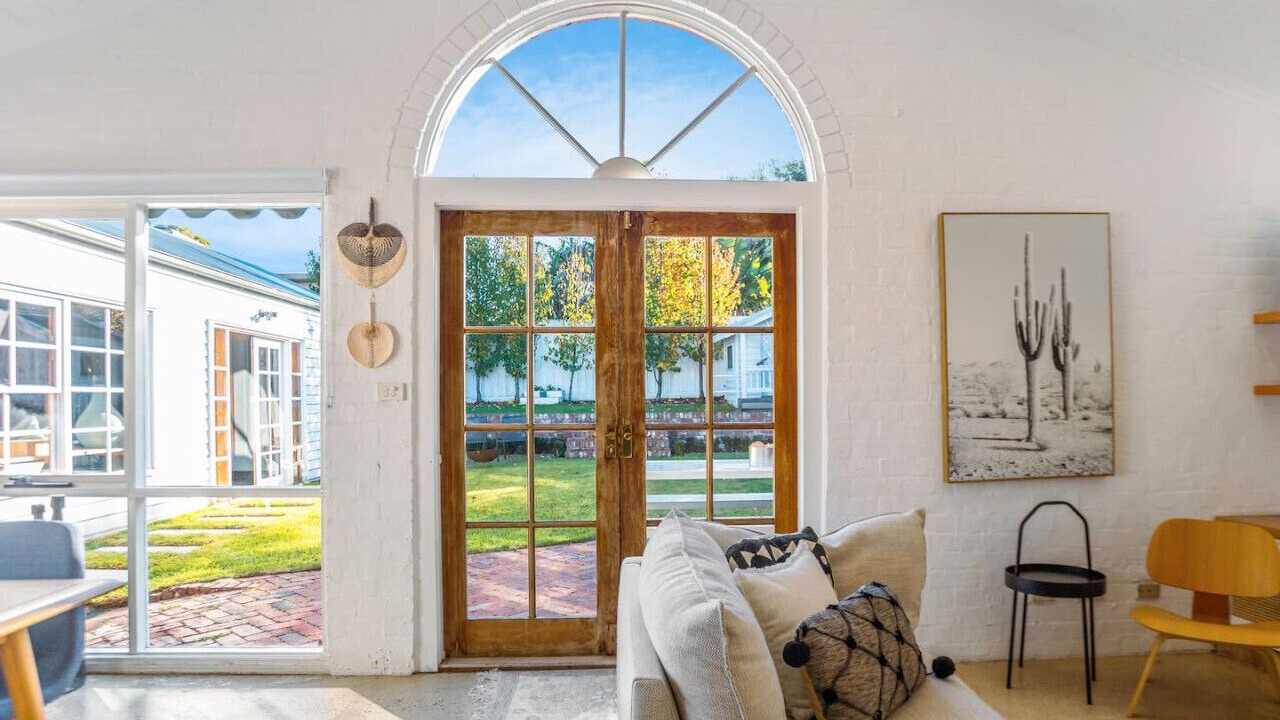 Photo of Livingroom in Belmont