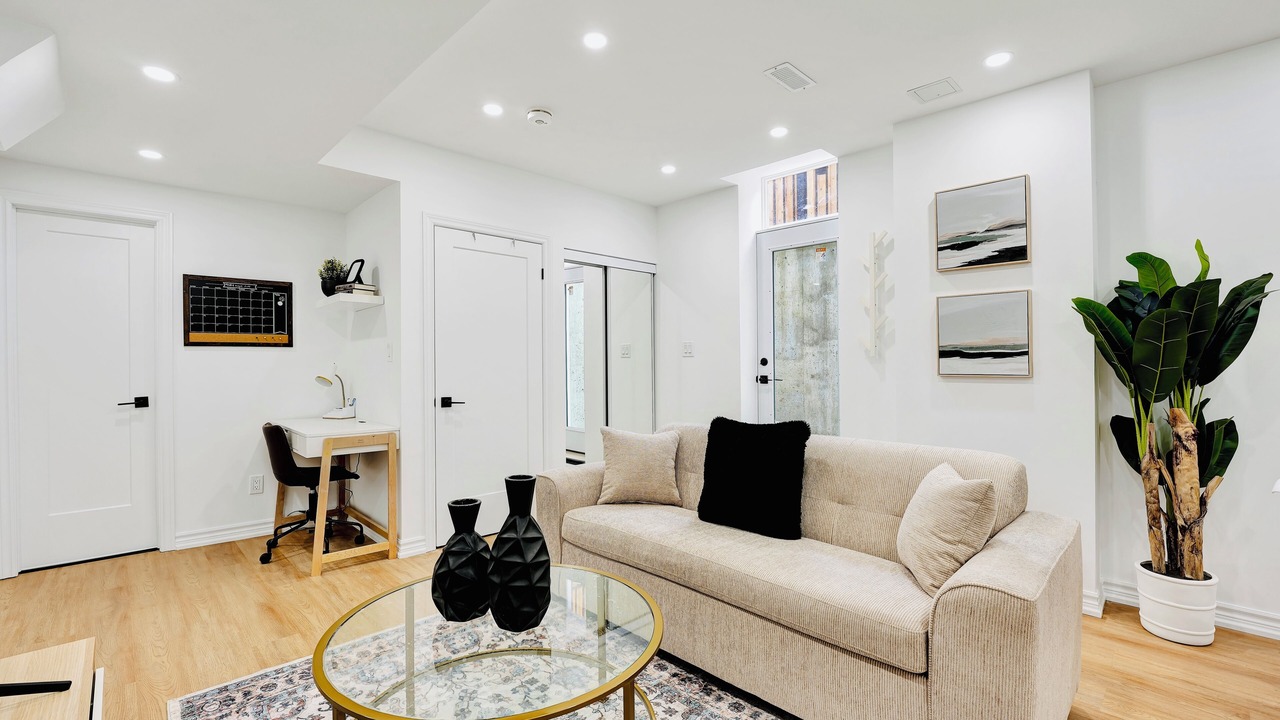 Photo of Livingroom in Whitby