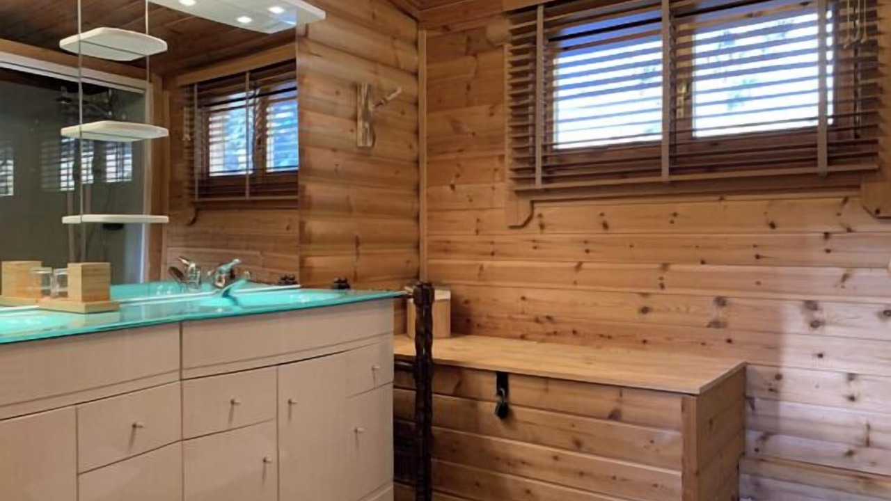 Photo of Bathroom in Font-Romeu-Odeillo-Via
