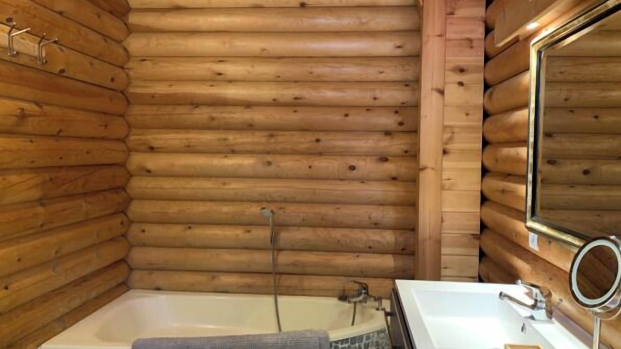 Photo of Bathroom in Font-Romeu-Odeillo-Via