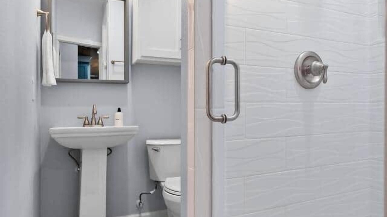 Photo of Bathroom in Highland Park