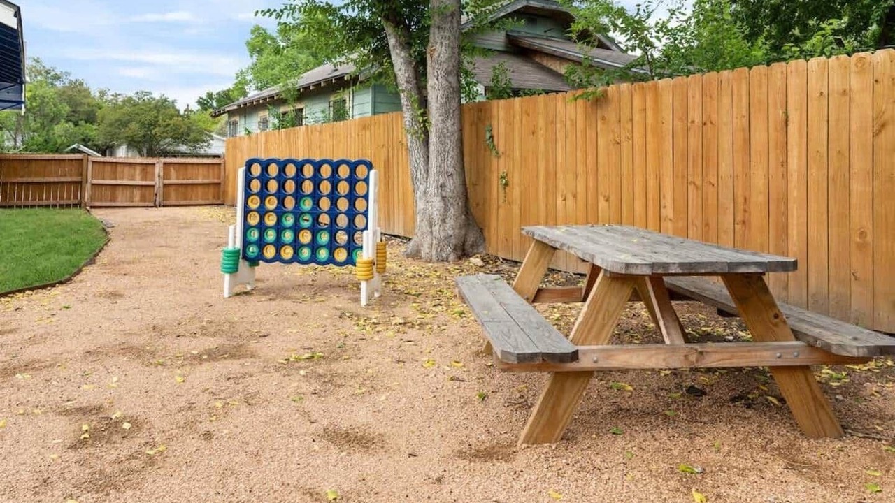 Photo of Others in Highland Park