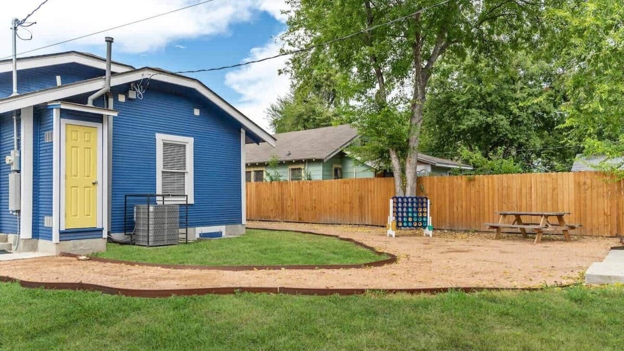 Photo of Outdoor in Highland Park