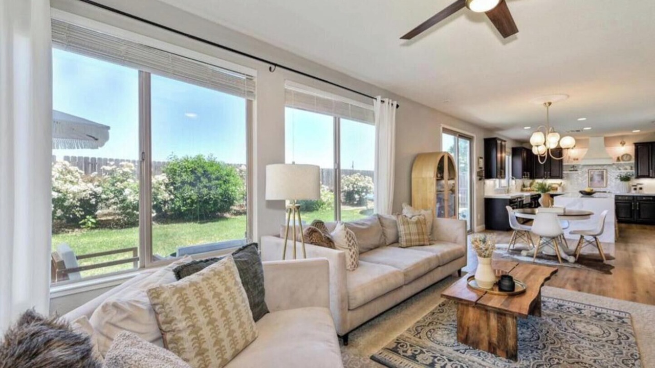 Photo of Livingroom in Rancho Cordova