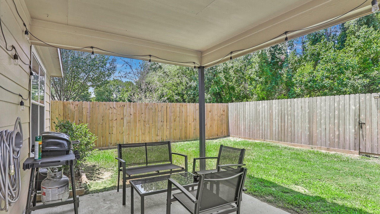 Photo of Patio Balcony in Humble