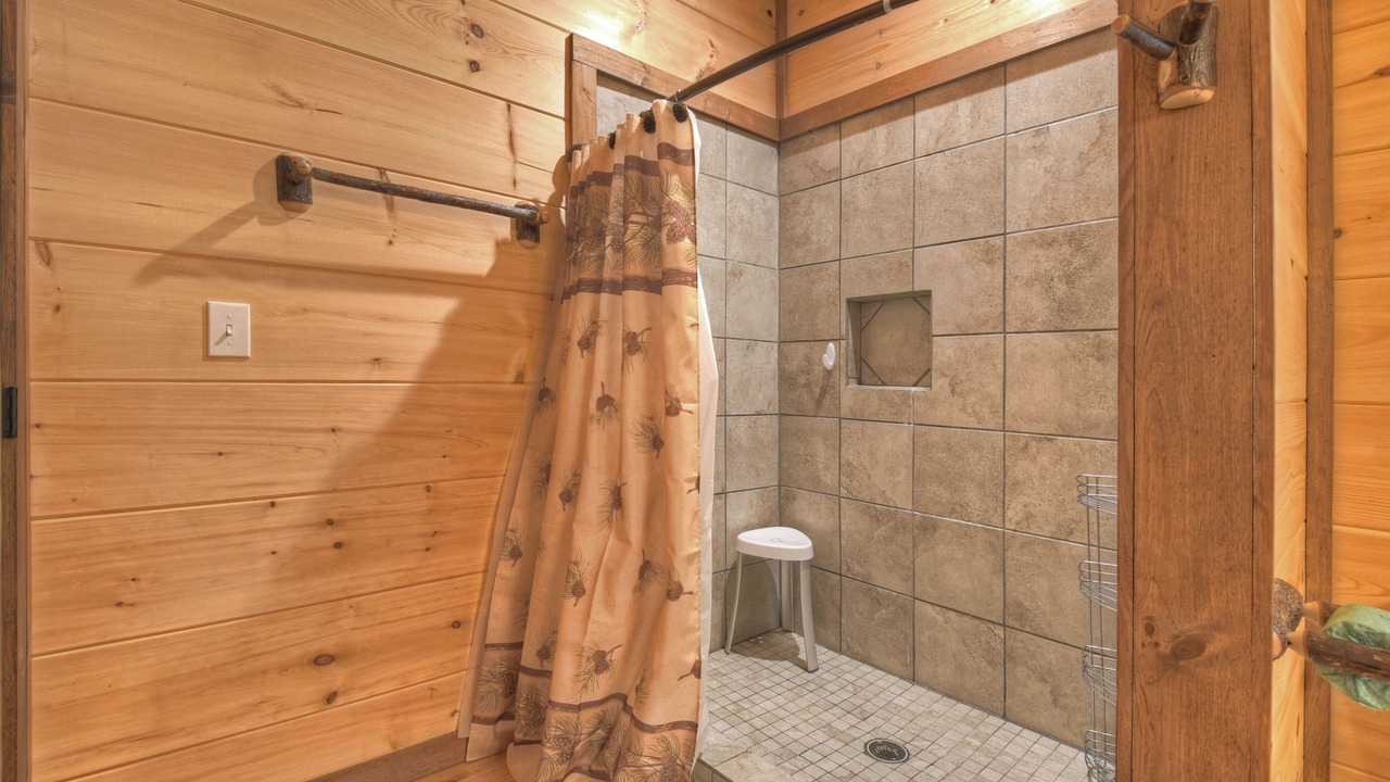 Photo of Bathroom in Copperhill