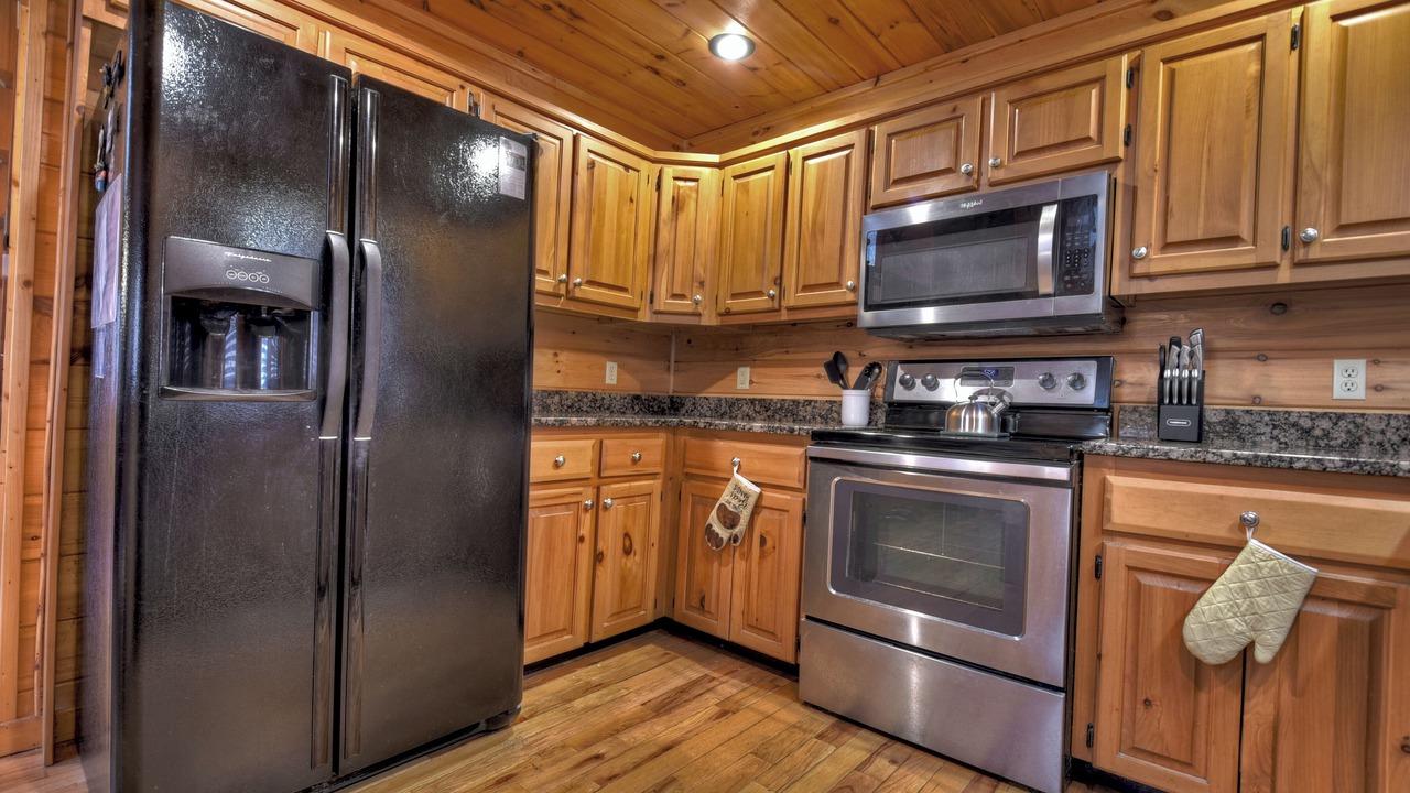 Photo of Kitchen in Ridgeline Vistas