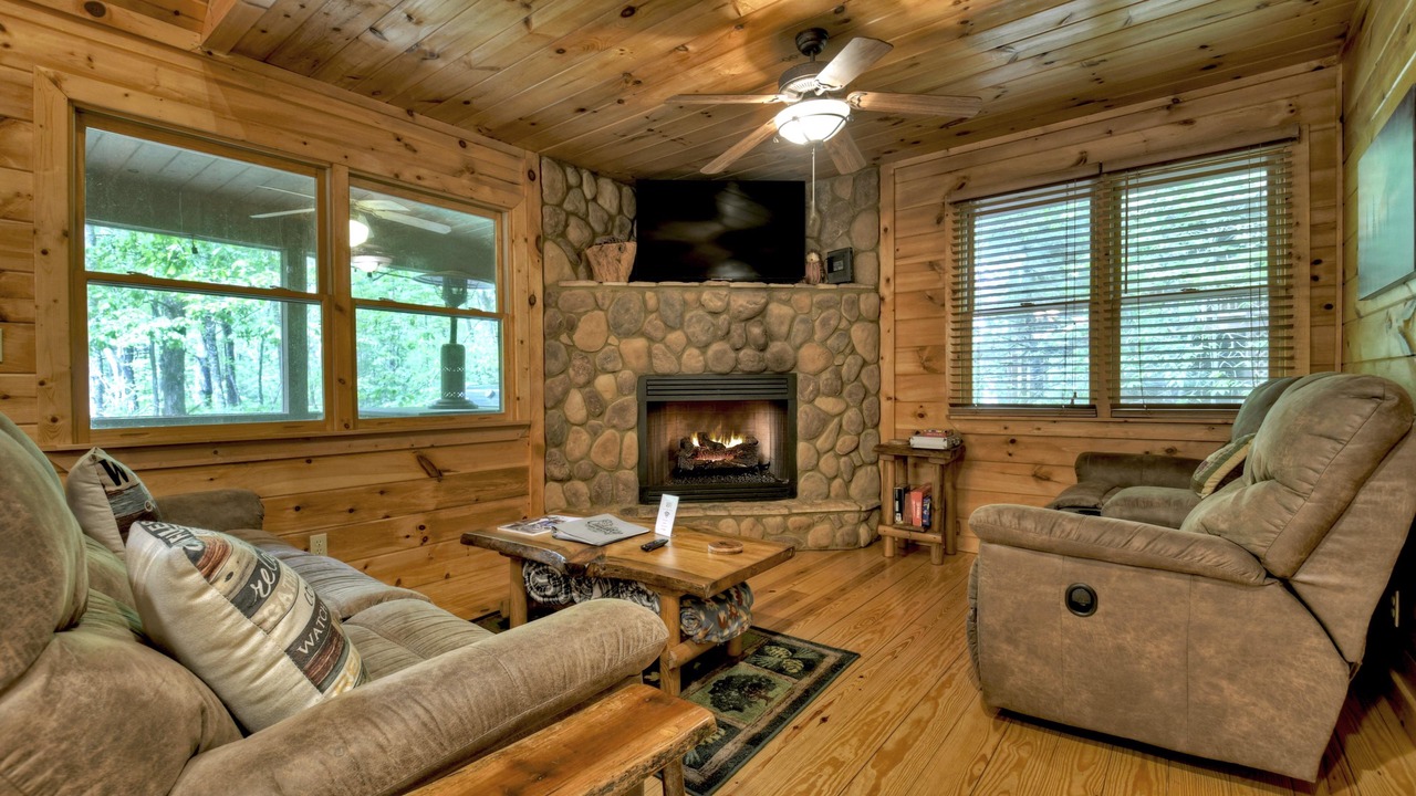 Photo of Livingroom in Blue Ridge