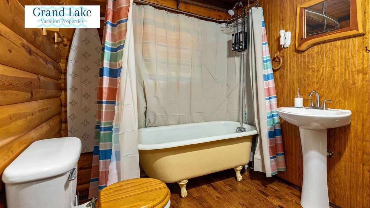 Photo of Bathroom in Jay