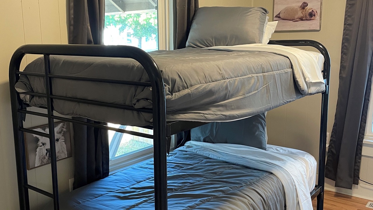Photo of Bedroom in Winfield