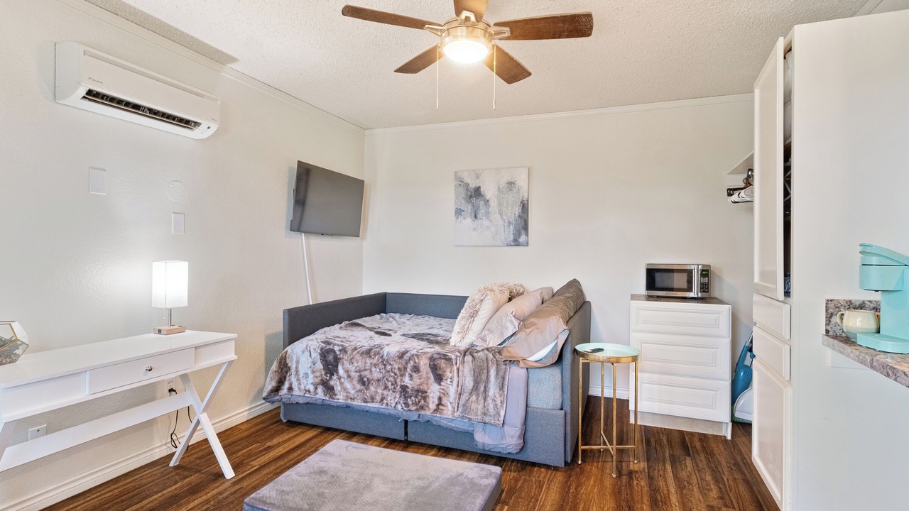 Photo of Bedroom in Bastrop