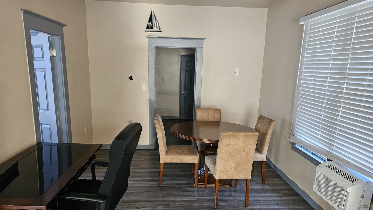 Photo of Others in Everett