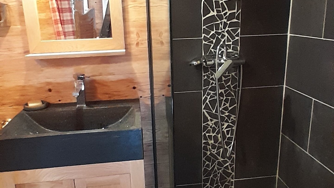 Photo of Bathroom in Dingy-Saint-Clair