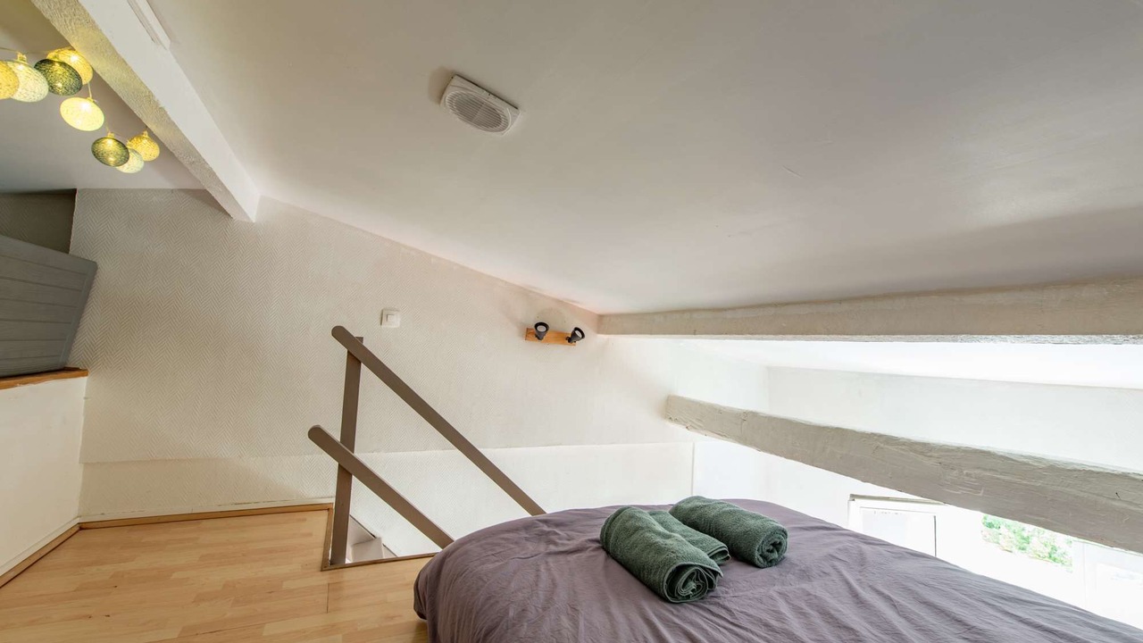 Photo of Bedroom in Notre-Dame