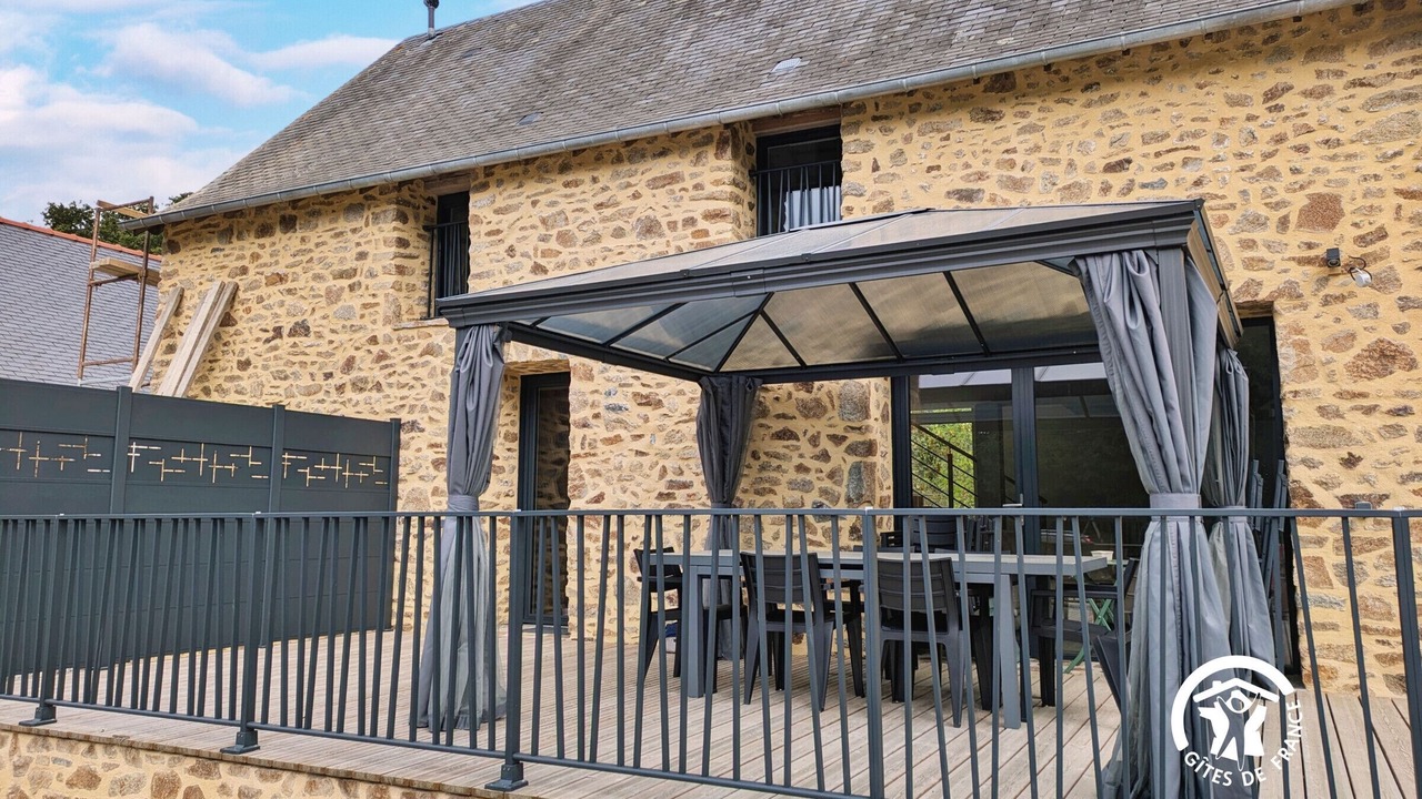Photo of Outdoor in Andouille
