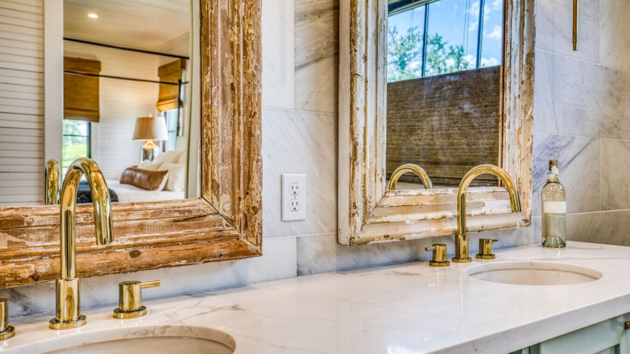Photo of Bathroom in Round Top