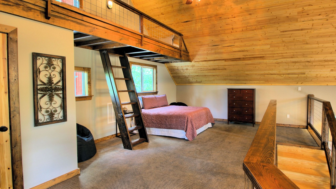 Photo of Bedroom in Wills Point
