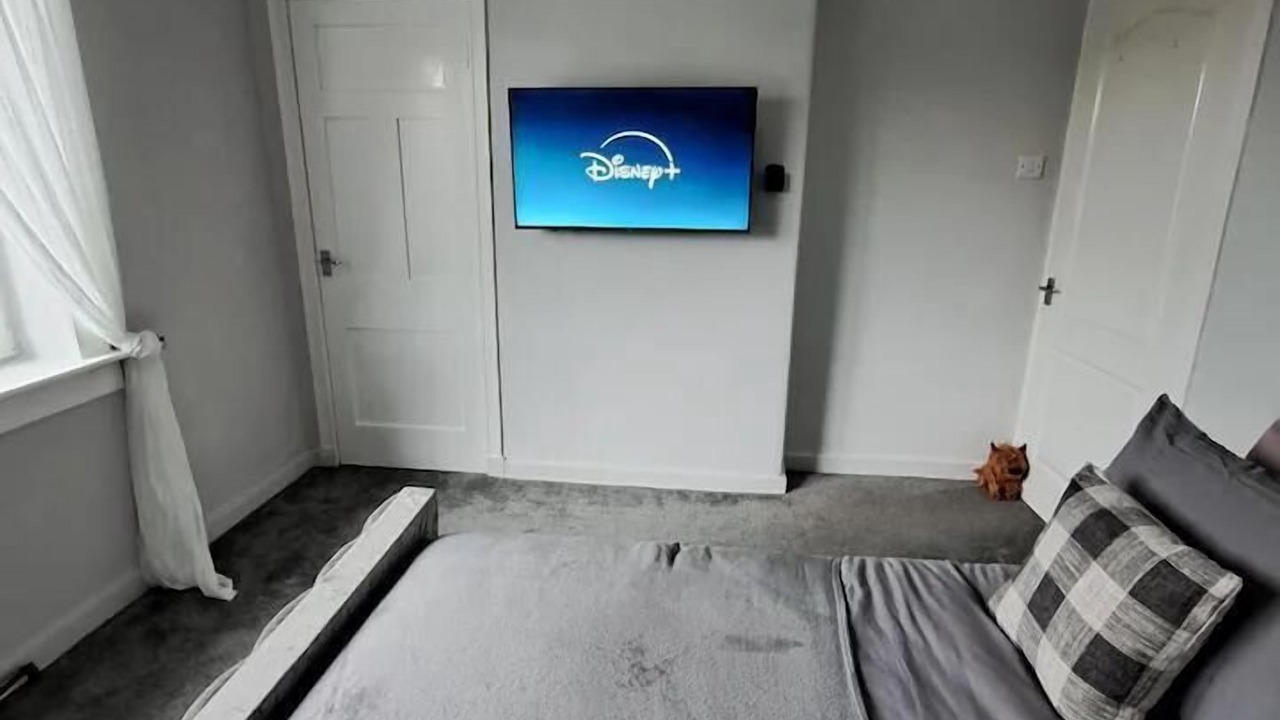 Photo of Others in Renfrew