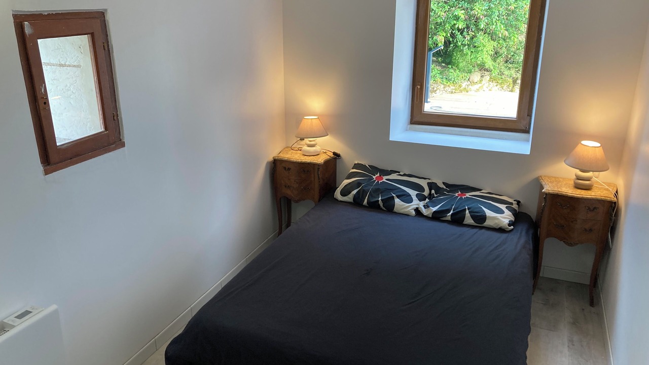 Photo of Bedroom in Noyant-Villages