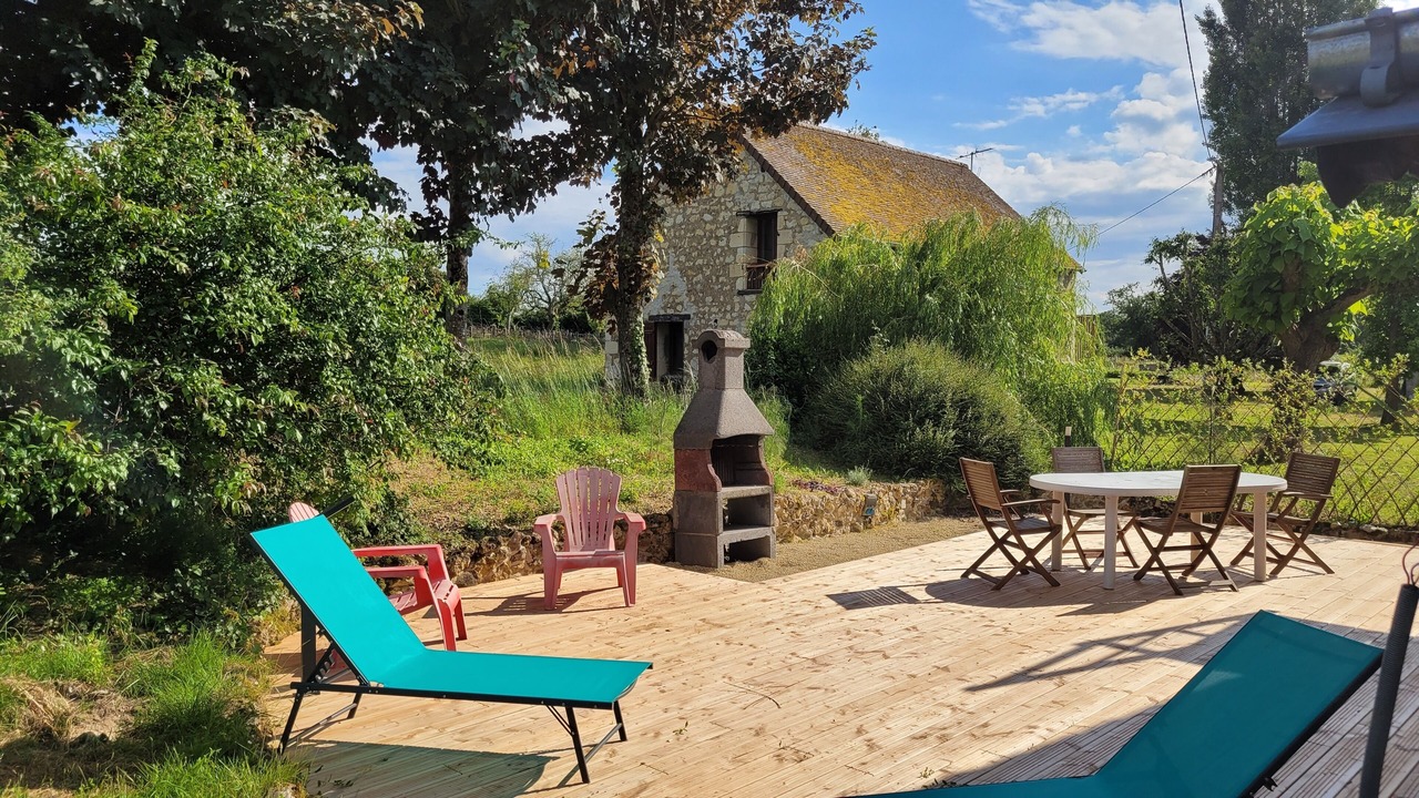 Photo of Outdoor in Noyant-Villages