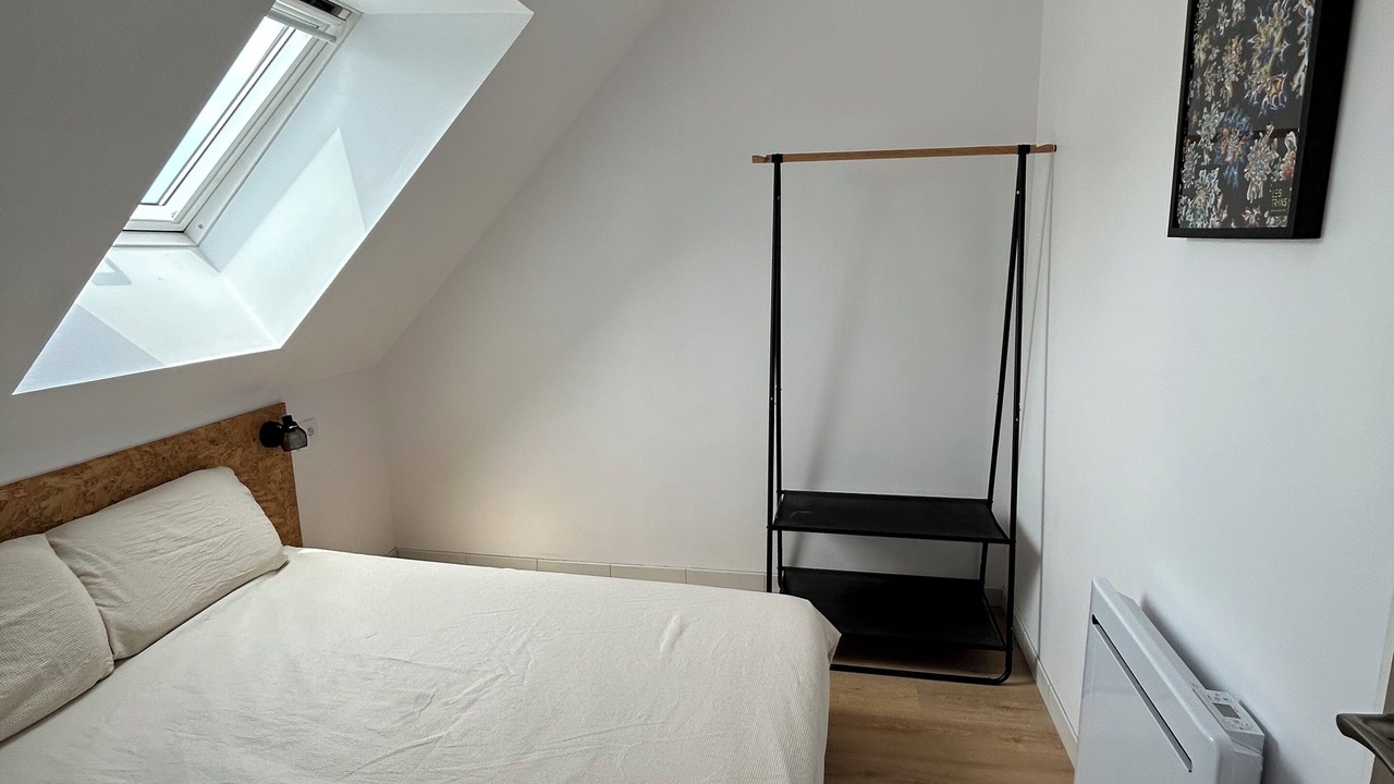 Photo of Bedroom in Noyant-Villages